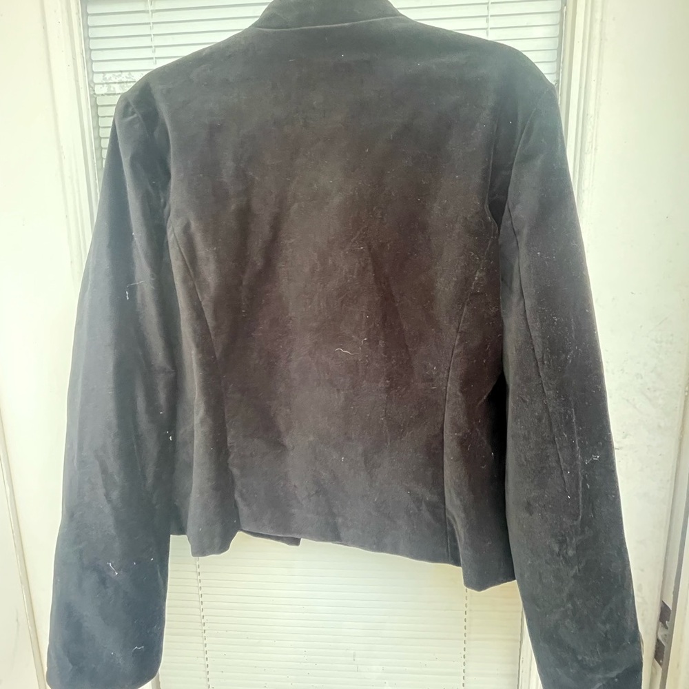 Laura Leigh Black Velvet Cropped Blazer - Picture 7 of 9